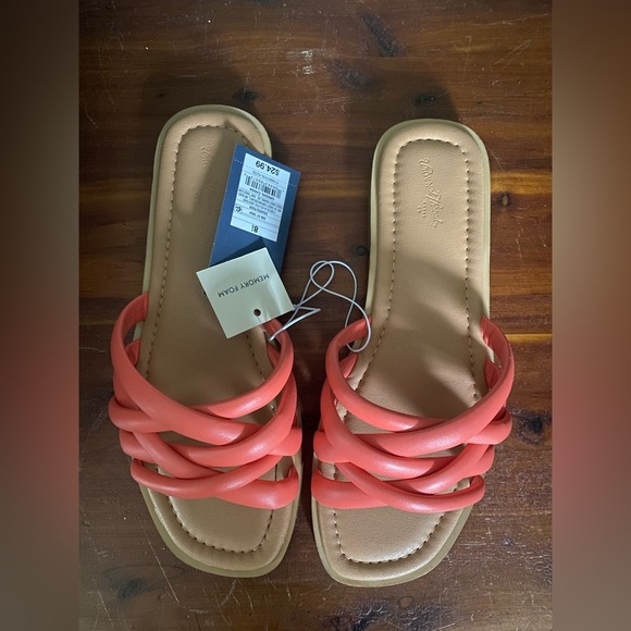 NWT Women's Rian Slide Sandals - Universal
Thread™ Orange Size 8.5 - Picture 4 of 4